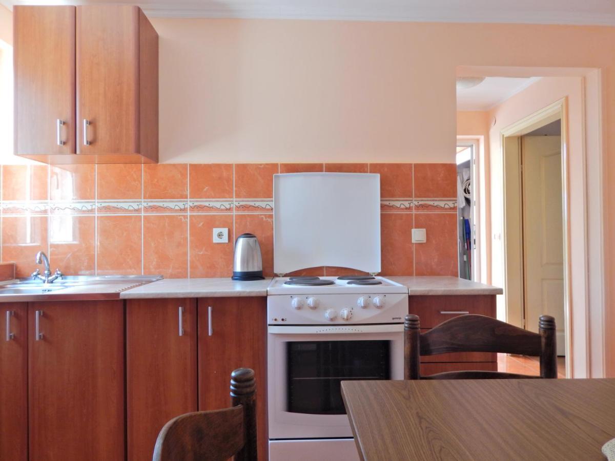 טיווט Apartmani Sindik מראה חיצוני תמונה