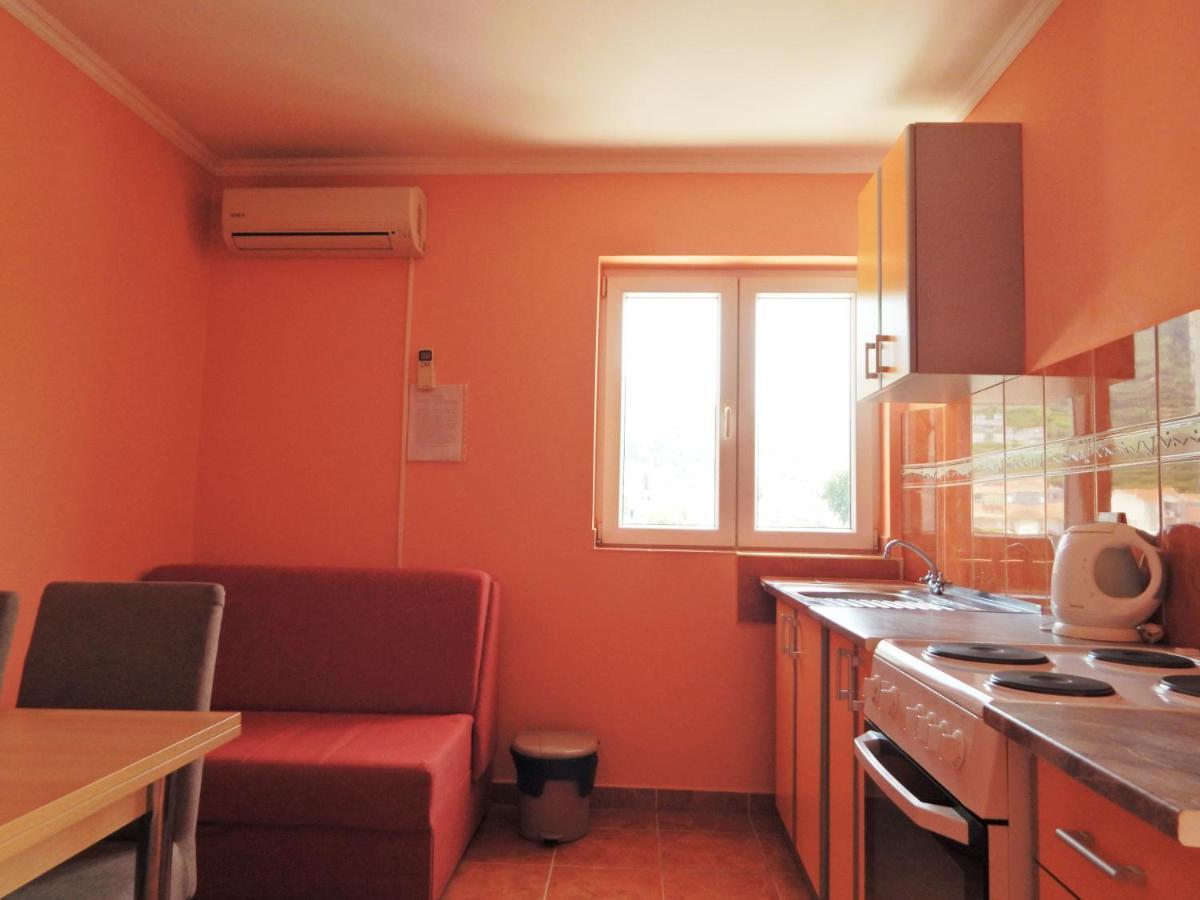 טיווט Apartmani Sindik מראה חיצוני תמונה