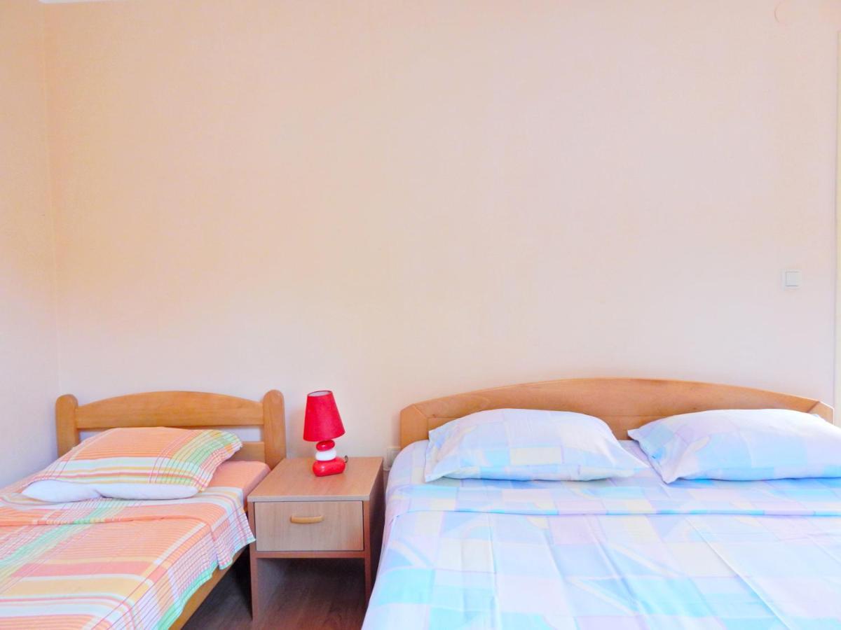 טיווט Apartmani Sindik מראה חיצוני תמונה
