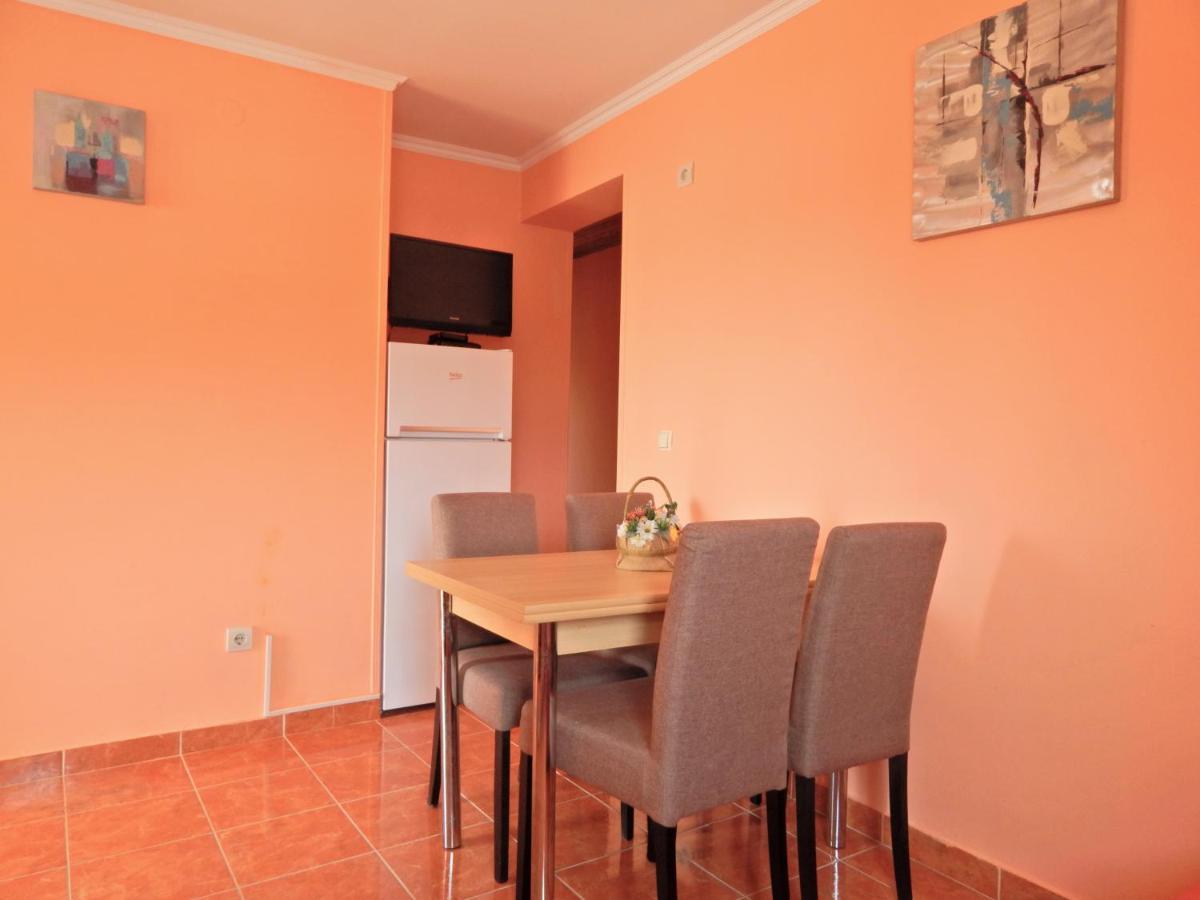 טיווט Apartmani Sindik מראה חיצוני תמונה